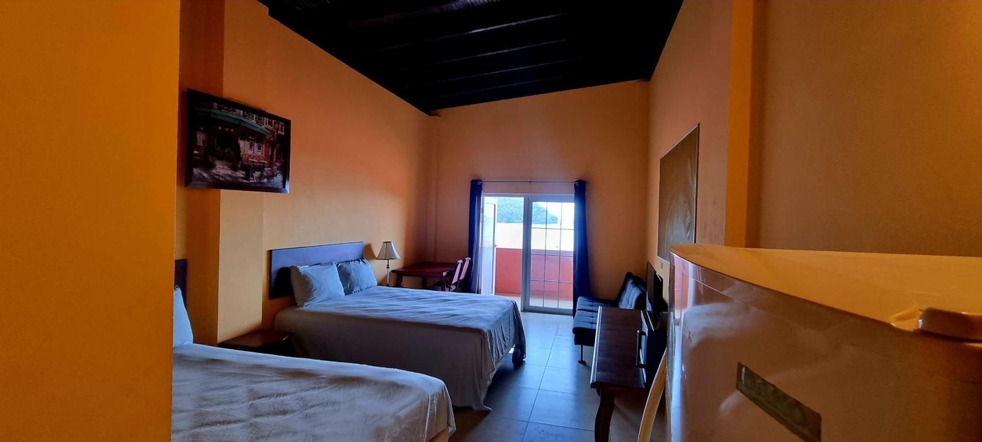 Las Cuevas Beach Lodge Ngoại thất bức ảnh