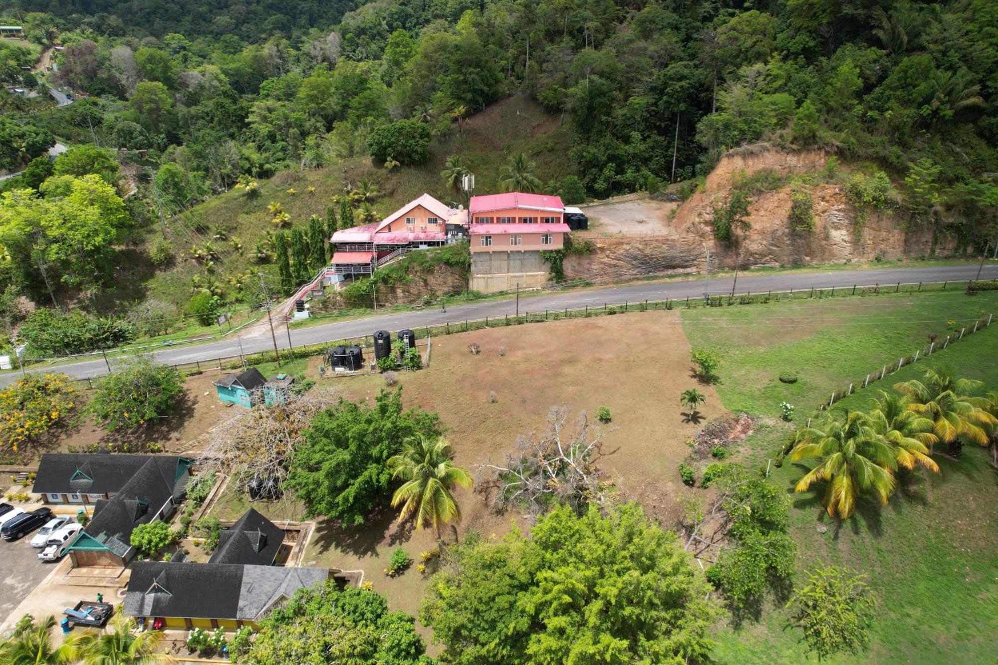 Las Cuevas Beach Lodge Ngoại thất bức ảnh